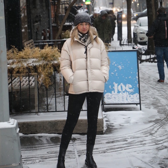 Coats | Aritzia Tna Super Puff 